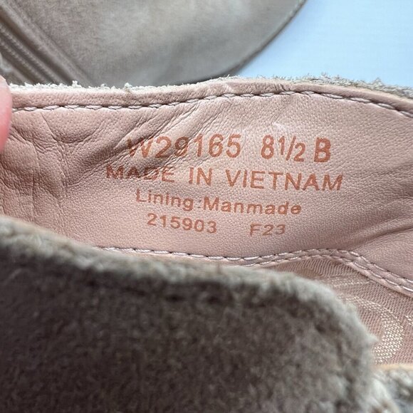 Cole Haan Tan Suede Hampshire Almond Toe Buckle Zip Ankle Boots Size 8.5B NWOB - Picture 14 of 14